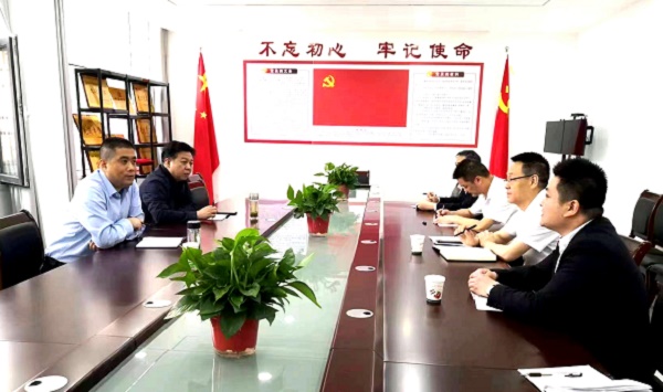 省联社商洛审计中心主任助力宋力一行深入商南农商银行…